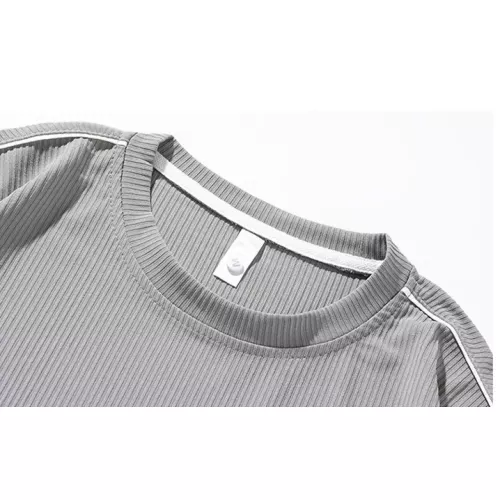 Replica Louis Vuitton LV Tracksuits Short Sleeved For Men #1323657 $48.00 USD for Wholesale