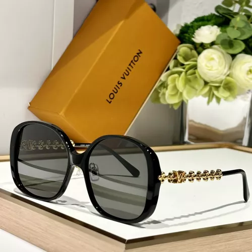 Louis Vuitton AAA Quality Sunglasses #1323836