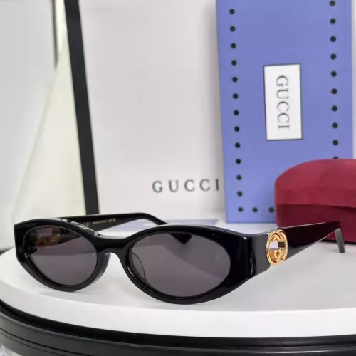 Gucci AAA Quality Sunglasses #1325093
