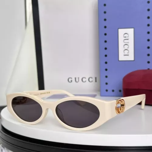Gucci AAA Quality Sunglasses #1325095