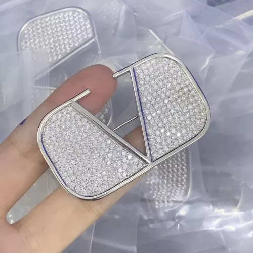 Valentino Brooches For Women #1325992 $25.00 USD, Wholesale Replica Valentino Brooches