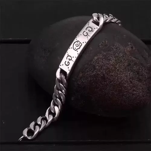 Replica Gucci Bracelets #1326988 $39.00 USD for Wholesale