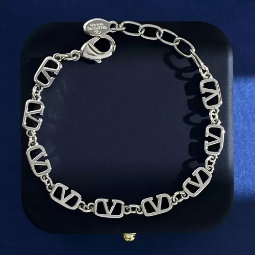 Valentino Bracelets #1327364 $27.00 USD, Wholesale Replica Valentino Bracelets