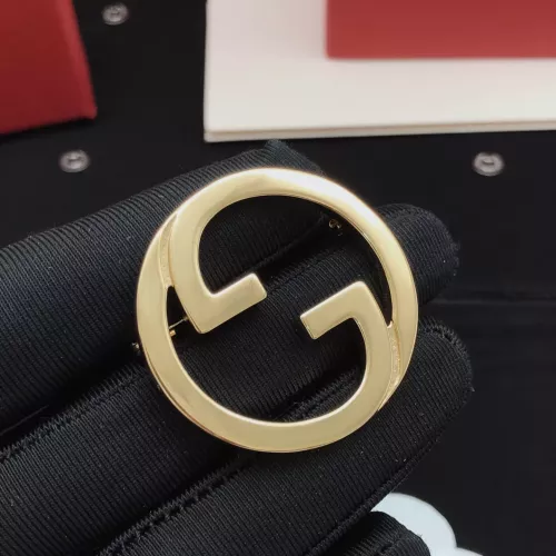 Replica Gucci Brooches For Women #1327517 $29.00 USD for Wholesale