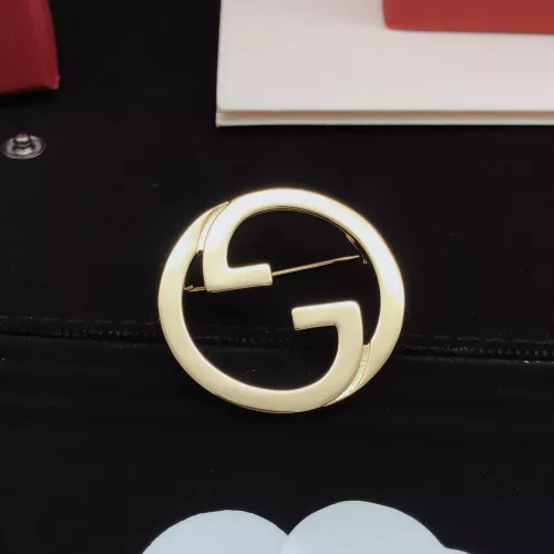 Replica Gucci Brooches For Women #1327517 $29.00 USD for Wholesale