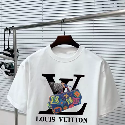 Replica Louis Vuitton LV T-Shirts Short Sleeved For Unisex #1327970 $34.00 USD for Wholesale
