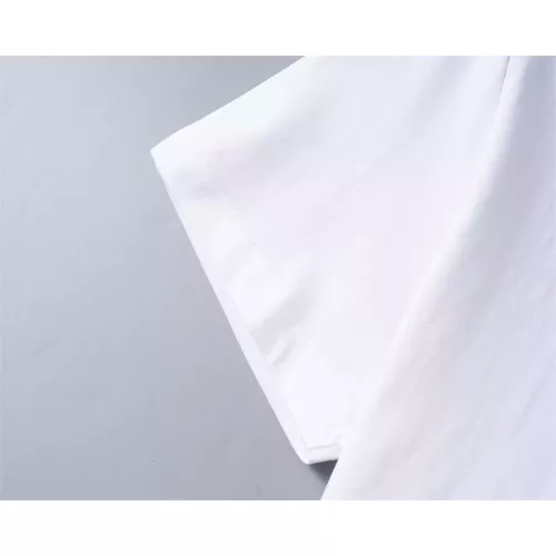 Replica Burberry T-Shirts Short Sleeved For Unisex #1328059 $34.00 USD for Wholesale