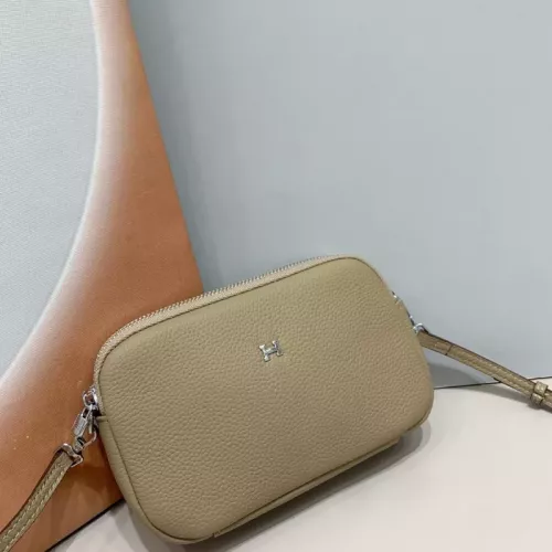 Replica Hermes Messenger Bags For Women #1329992 $52.00 USD for Wholesale