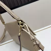 $105.00 USD Fendi AAA Quality Messenger Bags For Women #1320463