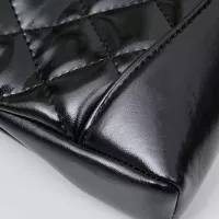 $80.00 USD Chanel AAA Quality Messenger Bags For Women #1320771