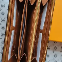 $102.00 USD Louis Vuitton AAA Quality Card Case #1321383