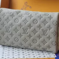 $140.00 USD Louis Vuitton AAA Quality Handbags For Women #1321973