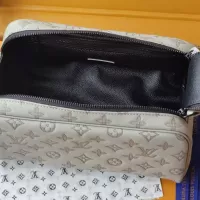 $140.00 USD Louis Vuitton AAA Quality Handbags For Women #1321973