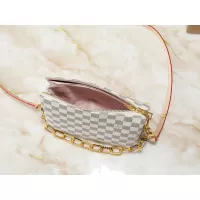 $60.00 USD Louis Vuitton Messenger Bags For Women #1322007