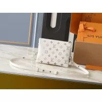$60.00 USD Louis Vuitton Messenger Bags For Women #1322010