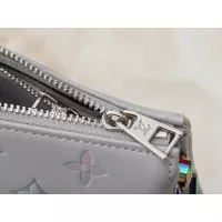 $60.00 USD Louis Vuitton Messenger Bags For Women #1322012