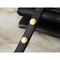 $60.00 USD Louis Vuitton Messenger Bags For Women #1322018