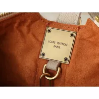 $64.00 USD Louis Vuitton Messenger Bags For Women #1322048