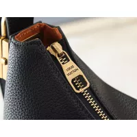 $64.00 USD Louis Vuitton Messenger Bags For Women #1322049