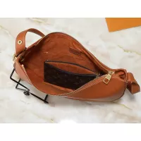 $64.00 USD Louis Vuitton Messenger Bags For Women #1322050