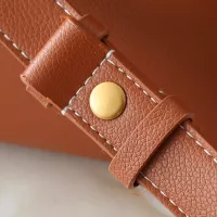$68.00 USD Louis Vuitton AAA Quality Messenger Bags For Women #1322096