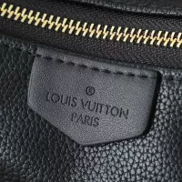 $68.00 USD Louis Vuitton AAA Quality Messenger Bags For Women #1322098