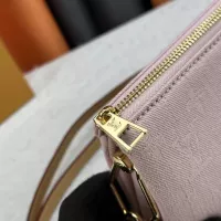 $72.00 USD Louis Vuitton AAA Quality Messenger Bags For Women #1322161