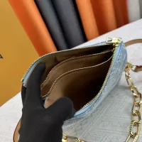 $72.00 USD Louis Vuitton AAA Quality Messenger Bags For Women #1322163