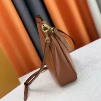 $80.00 USD Louis Vuitton AAA Quality Messenger Bags For Women #1322182