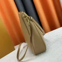 $80.00 USD Louis Vuitton AAA Quality Messenger Bags For Women #1322184