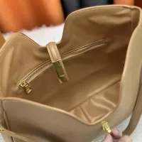 $80.00 USD Louis Vuitton AAA Quality Messenger Bags For Women #1322184