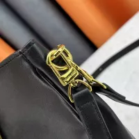 $76.00 USD Louis Vuitton AAA Quality Messenger Bags For Women #1322185