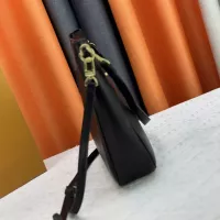 $80.00 USD Louis Vuitton AAA Quality Messenger Bags For Women #1322186