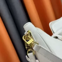 $80.00 USD Louis Vuitton AAA Quality Messenger Bags For Women #1322189