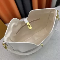 $80.00 USD Louis Vuitton AAA Quality Messenger Bags For Women #1322189