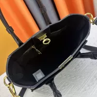 $85.00 USD Louis Vuitton AAA Quality Handbags For Women #1322233
