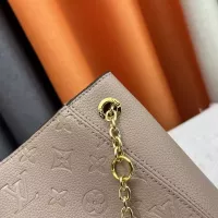 $68.00 USD Louis Vuitton AAA Quality Messenger Bags For Women #1322238