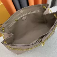 $72.00 USD Louis Vuitton AAA Quality Messenger Bags For Women #1322241