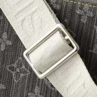 $64.00 USD Louis Vuitton Messenger Bags #1322261