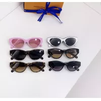 $60.00 USD Louis Vuitton AAA Quality Sunglasses #1324610