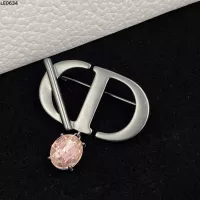 $25.00 USD Christian Dior Brooches For Women #1325957
