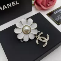 $25.00 USD Chanel Brooches For Women #1325973
