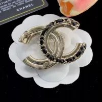 $25.00 USD Chanel Brooches For Women #1325976