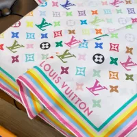 $64.00 USD Louis Vuitton Silk Squares #1326097