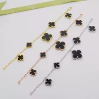 $32.00 USD Van Cleef & Arpels Bracelets For Women #1326274