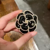 $29.00 USD Chanel Brooches For Women #1327124