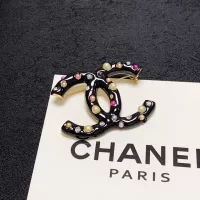 $32.00 USD Chanel Brooches For Women #1327176