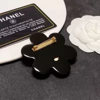 $29.00 USD Chanel Brooches For Women #1327338
