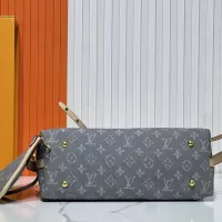 $68.00 USD Louis Vuitton AAA Quality Shoulder Bags For Women #1330296