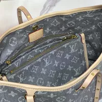 $68.00 USD Louis Vuitton AAA Quality Shoulder Bags For Women #1330296